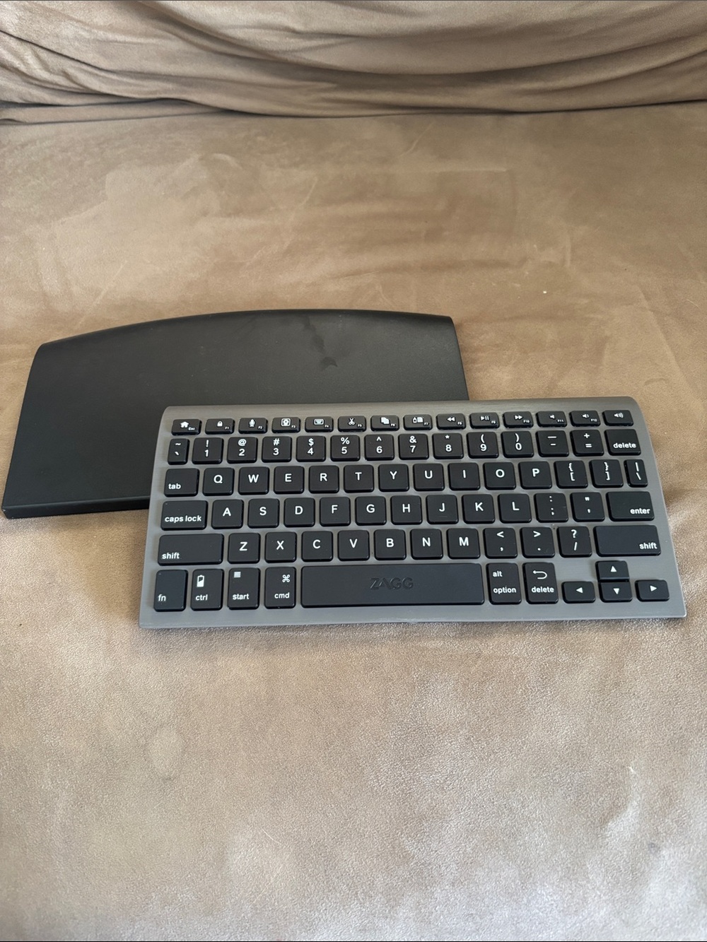 ZAGG Slim Wireless Bluetooth Keyboard - Black